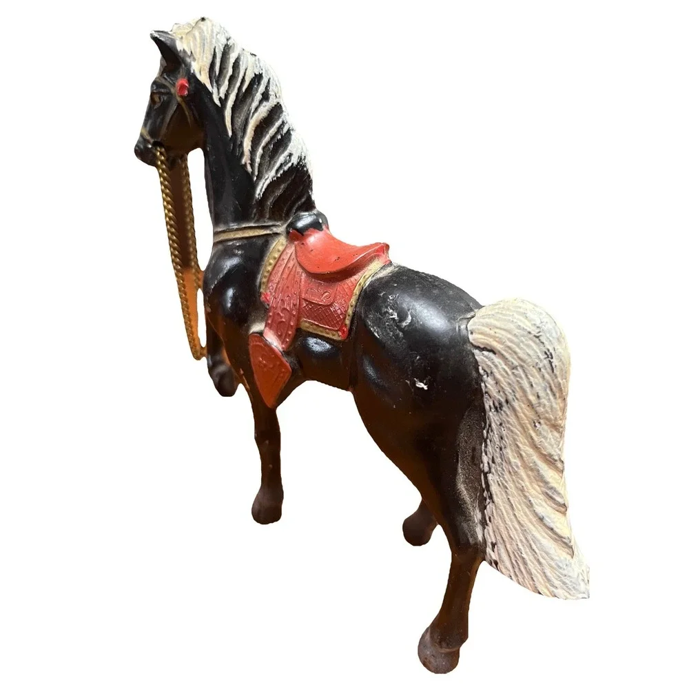 metal horse